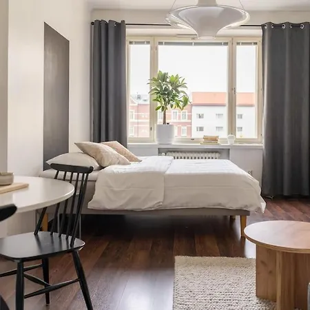 Two For Up To 5 Guests * Tampere